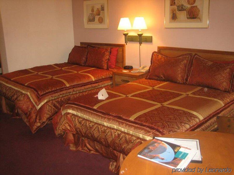 Fortuna Inn And Suites Tucson Ngoại thất bức ảnh