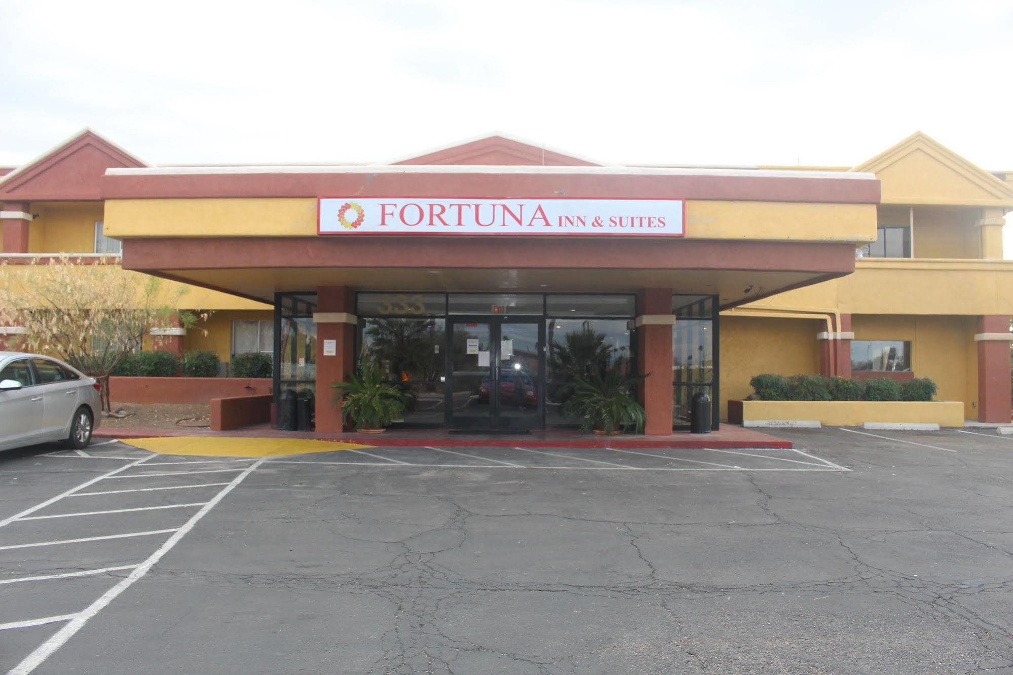 Fortuna Inn And Suites Tucson Ngoại thất bức ảnh