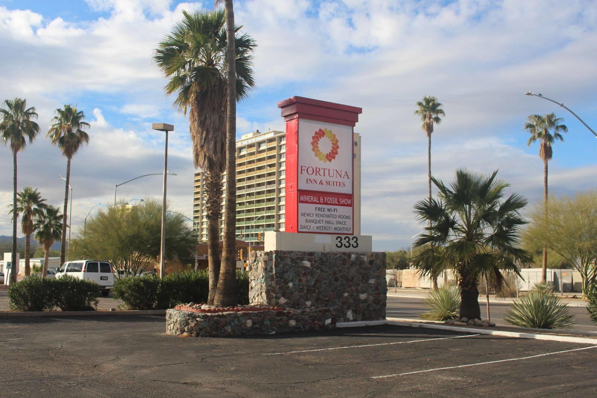 Fortuna Inn And Suites Tucson Ngoại thất bức ảnh